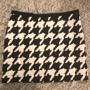 The Limited houndstooth mini skirt